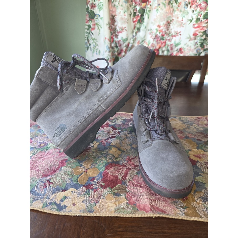 The North Face Thermoball Lace II Boots Women 5 Gray Suede Insulated Winter Snow